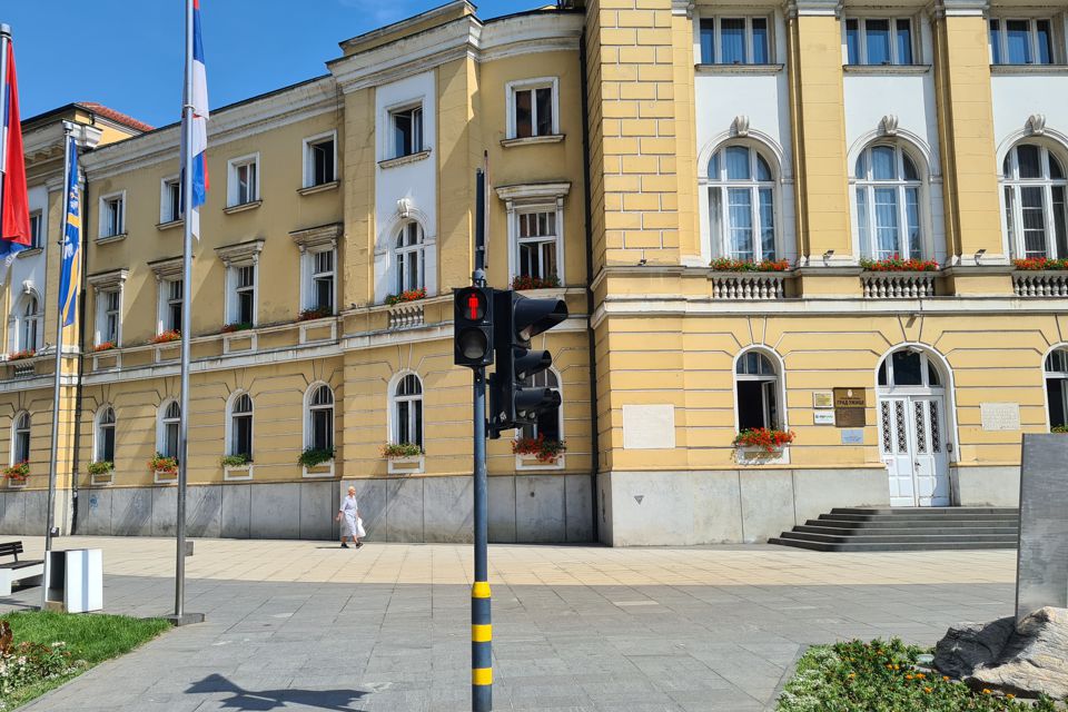 Одлука о додели бесповратних средстава крајњим корисницима (домаћинствима) за енергетску санацију породичних кућа и станова на територији града Ужица за 2024. годину